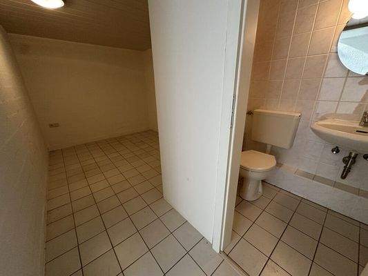 Keller - Gästezimmer mit WC