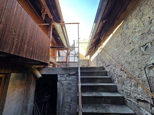 Zugang OG + Terrasse