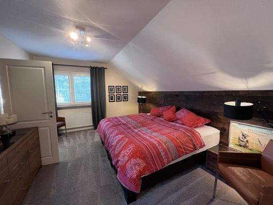 Elternschlafzimmer OG