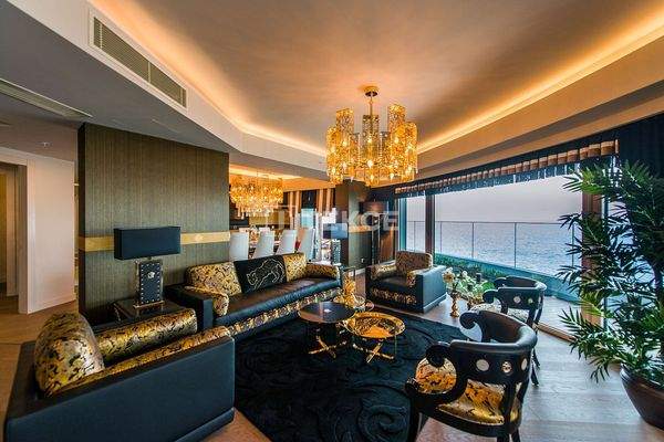 Flats in Complex with Luxury Amenities in İstanbul Bakırköy