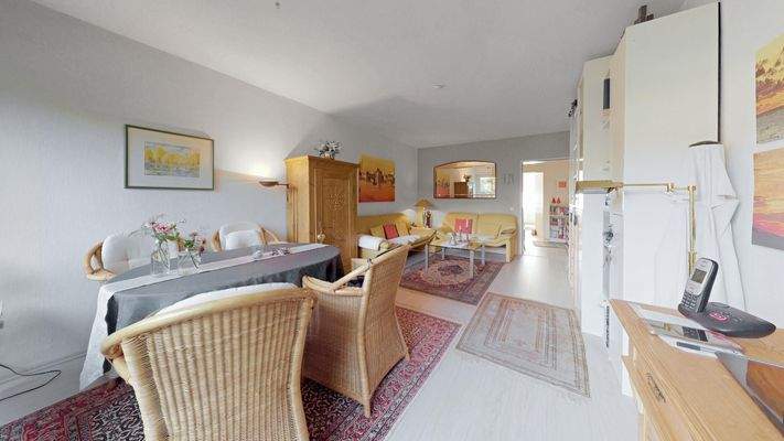 Wohnzimmer - Beispielfoto, Ausstattung und Zustand können variieren