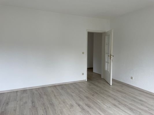 Bild 2  Wohnzimmer 20 qm