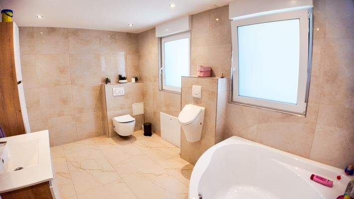 16 dji_mimo_20250523_102322_20250523102322_1747993