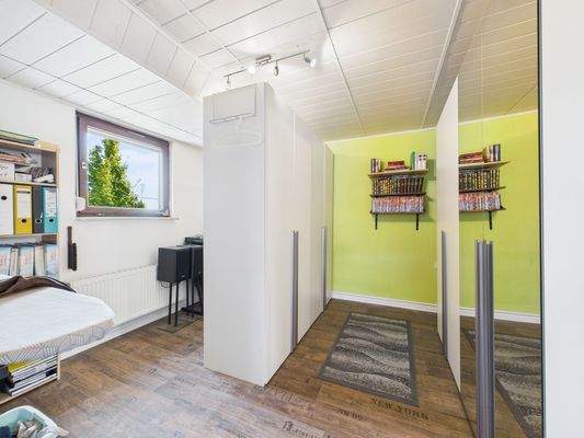 separater Kleiderraum