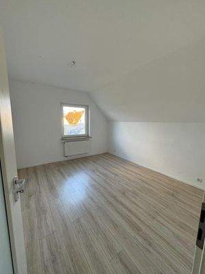 PHOTO-2025-11-05-11-33-50 5.jpg