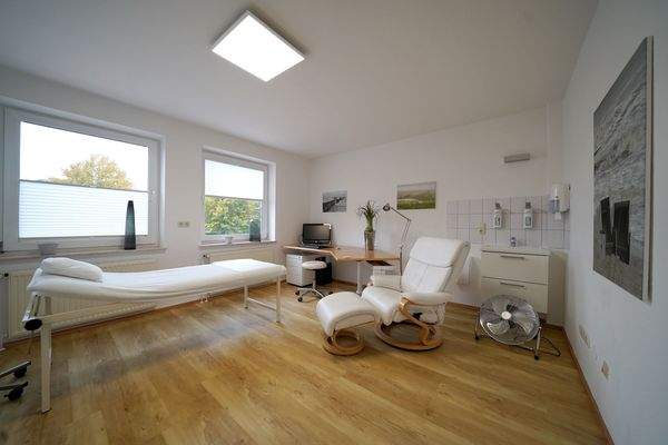 helle Behandlungsräume