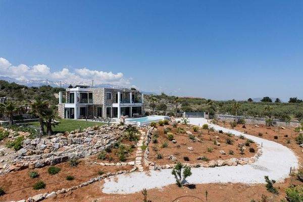 Kreta, Kefalas: Erstaunliche Steinvilla mit Meerblick und Pool zu verkaufen