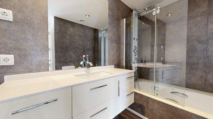 Contemporary-Apartment-for-Rent-in-Pollensa-with-terrace-space-03132026_131757