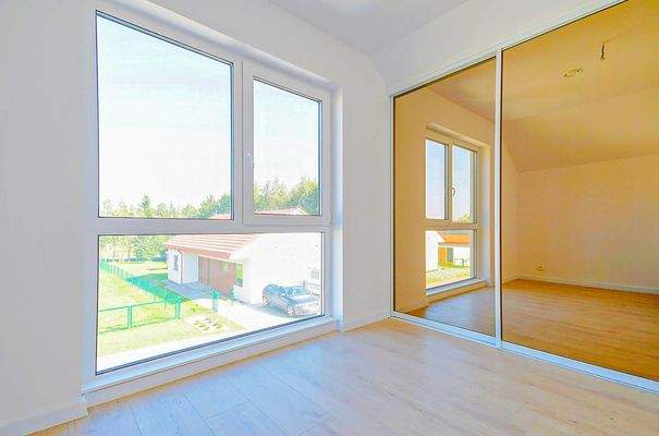 1.OG Schlafzimmmer Kleiderschrank PREMIUM