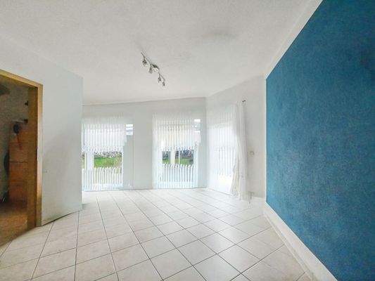 Esszimmer a (EG)-2-2