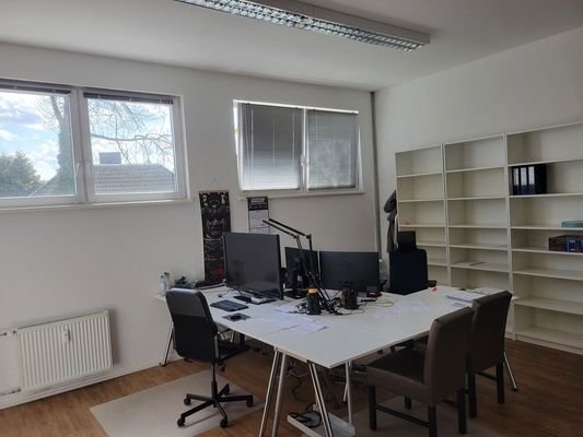 2. Ansicht  Büro 06