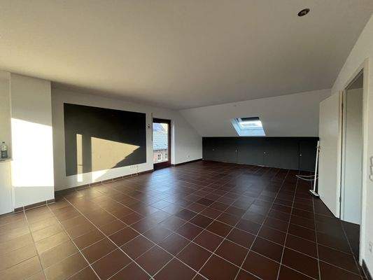 Wohn-Esszimmer DG Bild 1