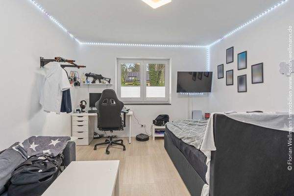 27b74aa6-b4fe-4f6f-af79-08673f9eb1a1