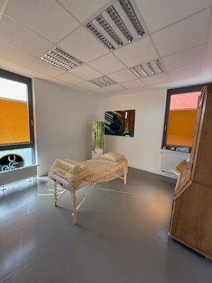Büro - Behandlungszimmer (2)
