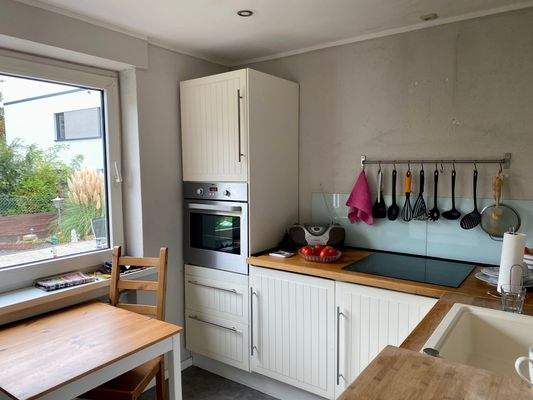 14/ Erdgeschoss: Die Küche - Teilansicht
