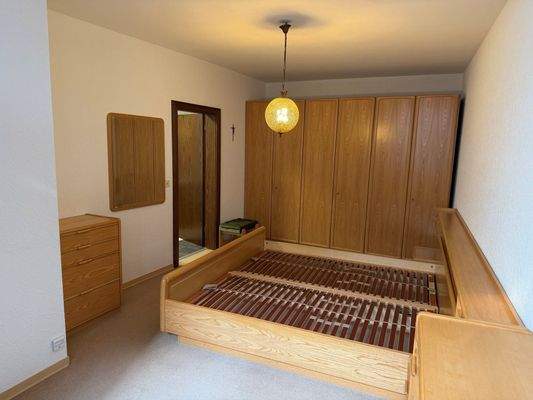 3. OG Schlafzimmer.jpg