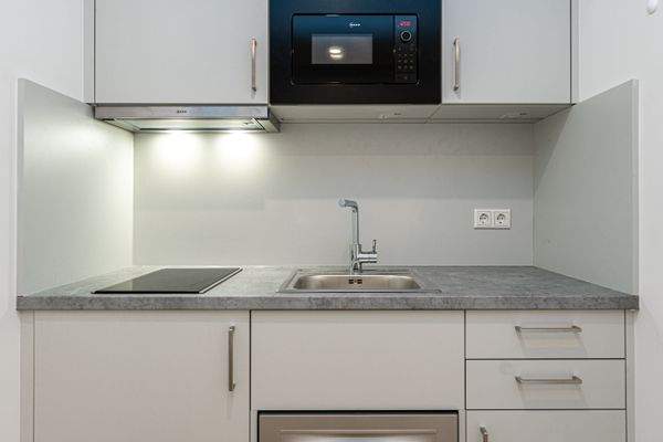 Box 75 Apt 6 (8 of 10).jpg