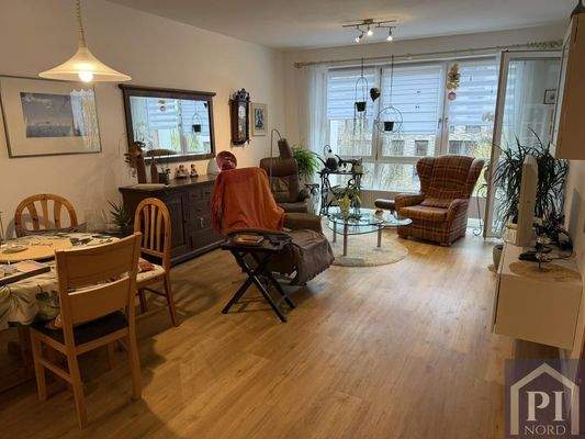 Wohnzimmer mit Panoramafenster