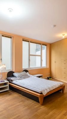 Schlafzimmer (1).jpg