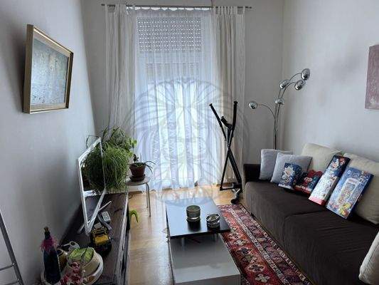 Wohnen 1. OG WHG rechts