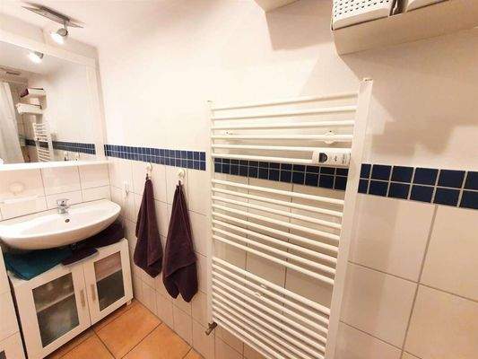 ... Handtuchheizkörper und ...