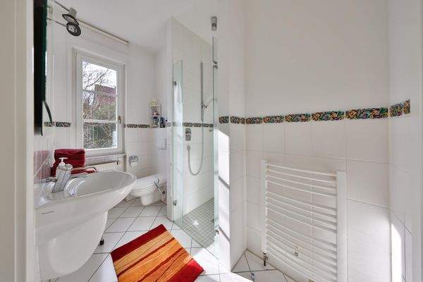 Duschbad-WC Erdgeschoss