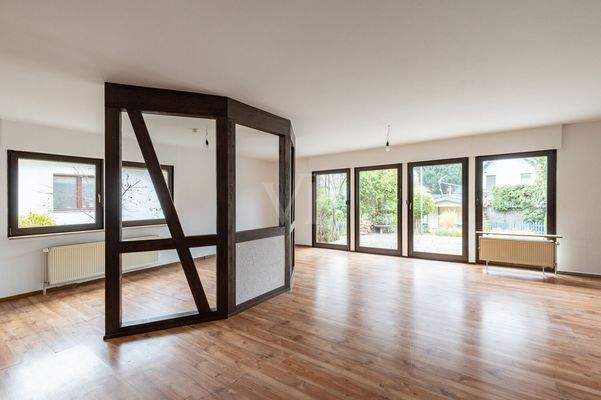 Wohnzimmer mit Terrassenzugang