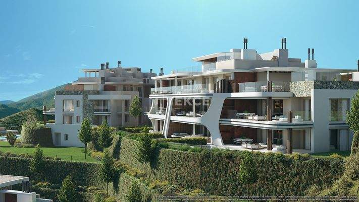 Lake View Apartments in Country Club in Benahavis Malaga