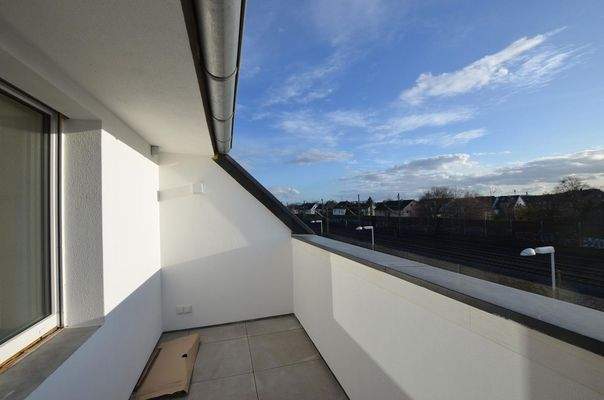 Loggia ausgehend vom kl Zimmer