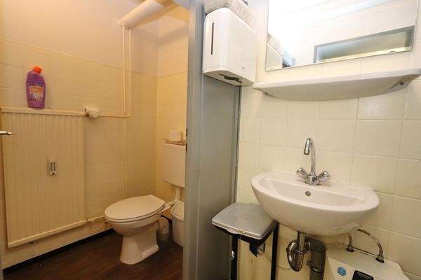 M1976 Sanitär 2 Keller