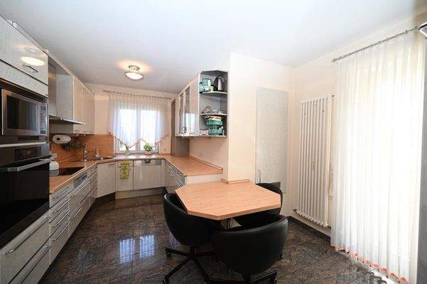 Einbauküche inklusive