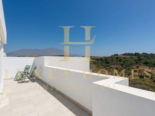 3bc355fe-8f65-402c-aaf3-7c24e5455995