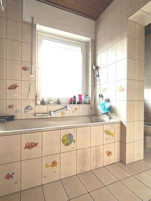 Badewanne 1. Obergeschoss