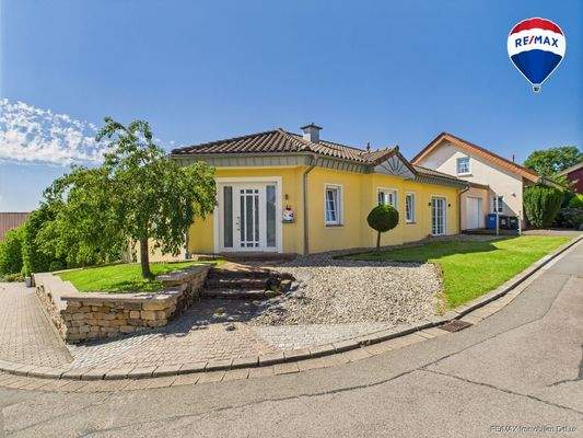 RE/MAX Immobilien DeLux Bungalow Nonnweiler