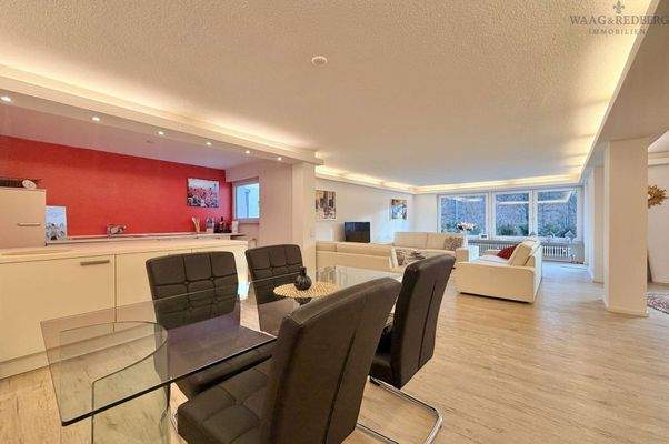 offener Wohn- un Essbereich