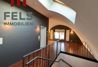 Traumhafte 2 Zi DG ETW