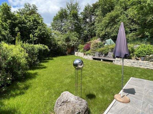 eingewachsener Garten