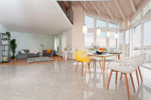 Wohn- und Essbereich