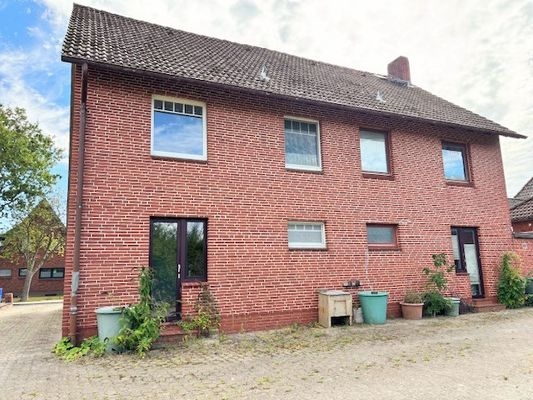 Hausrückseite, Zugang zur Küche.jpg