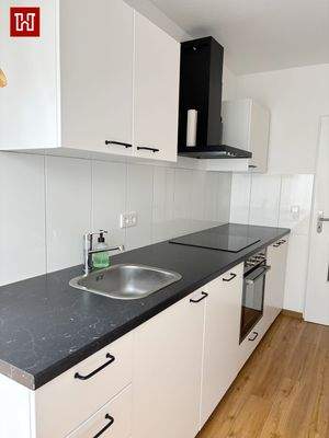 .. tolle Küche gegen Ablöse !