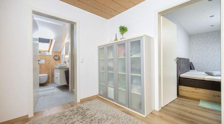 DG Flur - Bad - Schlafzimmer