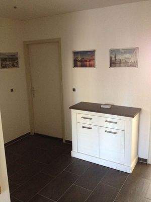 …großzügiger Eingangsbereich…