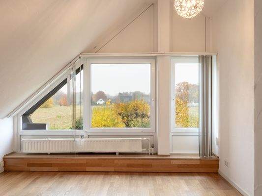 Weiteres Zimmer im Obergeschoss zur Gartenseite