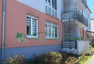 Wohnungsansicht mit Balkon