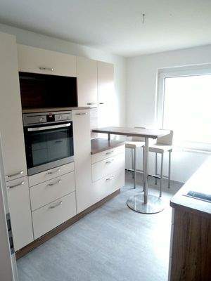 Küche mit Einbauküche