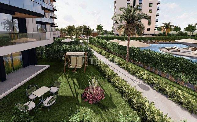 Flats with En-suite Bathrooms in a Project in Kepez Antalya