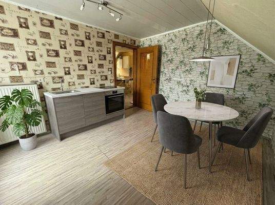 staging-einfamilienhaus-in-burgen-burgen