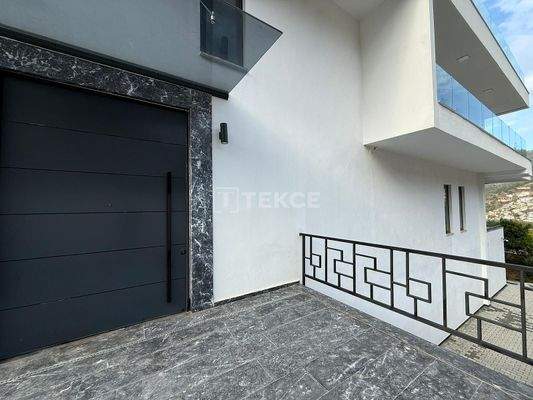 Turnkey Sea-View Villa in Alanya Antalya a with Smart Home Systems