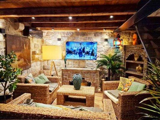 Einladendes und vollständig möbliertes Zuhause