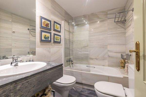 Wohnung zu verkaufen in Paseo Marítimo de Palma mit Schwimmbad, Garage und Meerblick